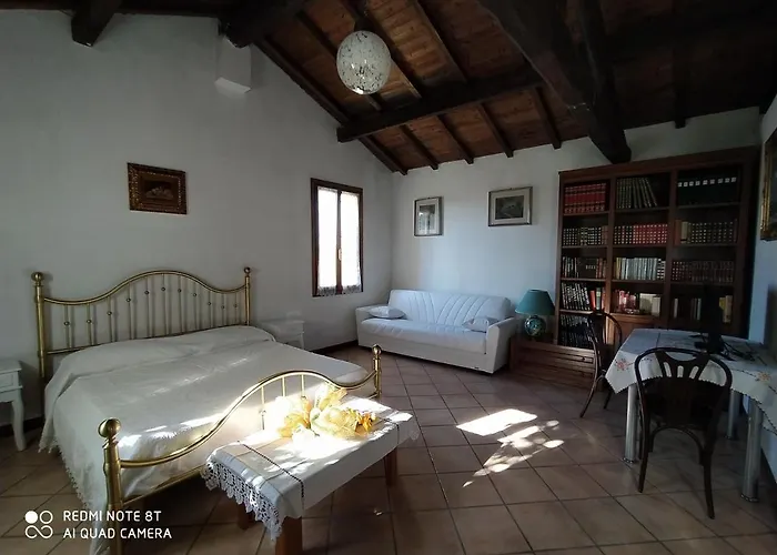 La Rosa Selvatica Bed & Breakfast