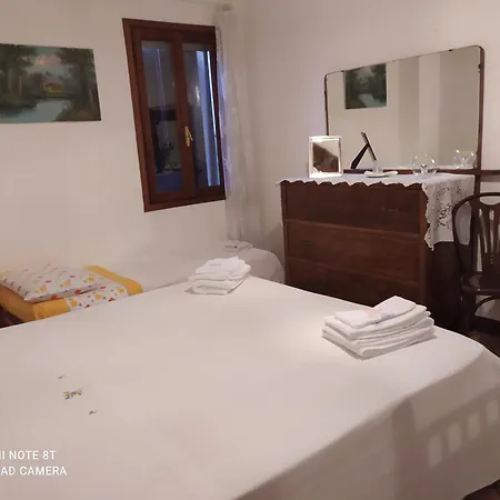 La Rosa Selvatica לינה וארוחת בוקר 3*