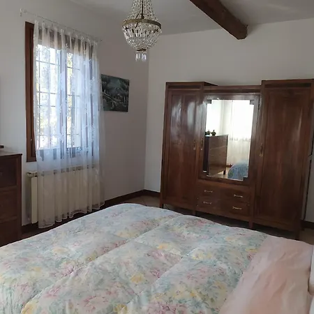 לינה וארוחת בוקר La Rosa Selvatica 3*